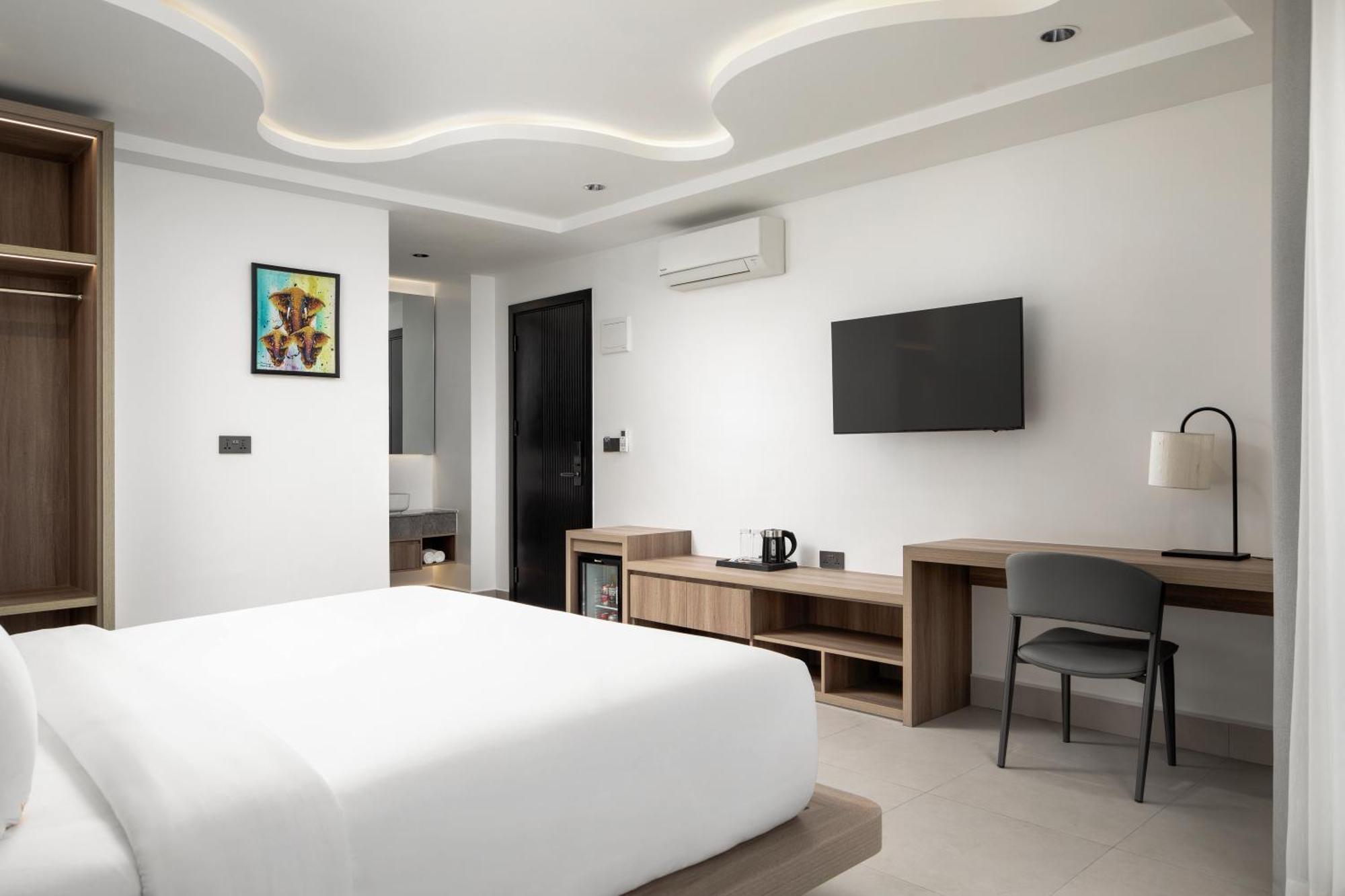 Chaiya Palace Hotel Пном Пен Екстериор снимка