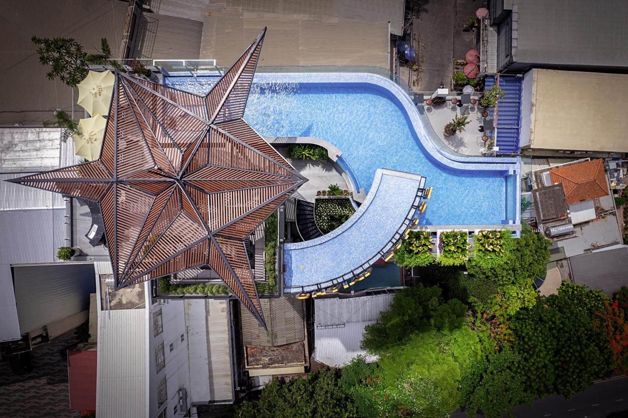 Chaiya Palace Hotel Пном Пен Екстериор снимка