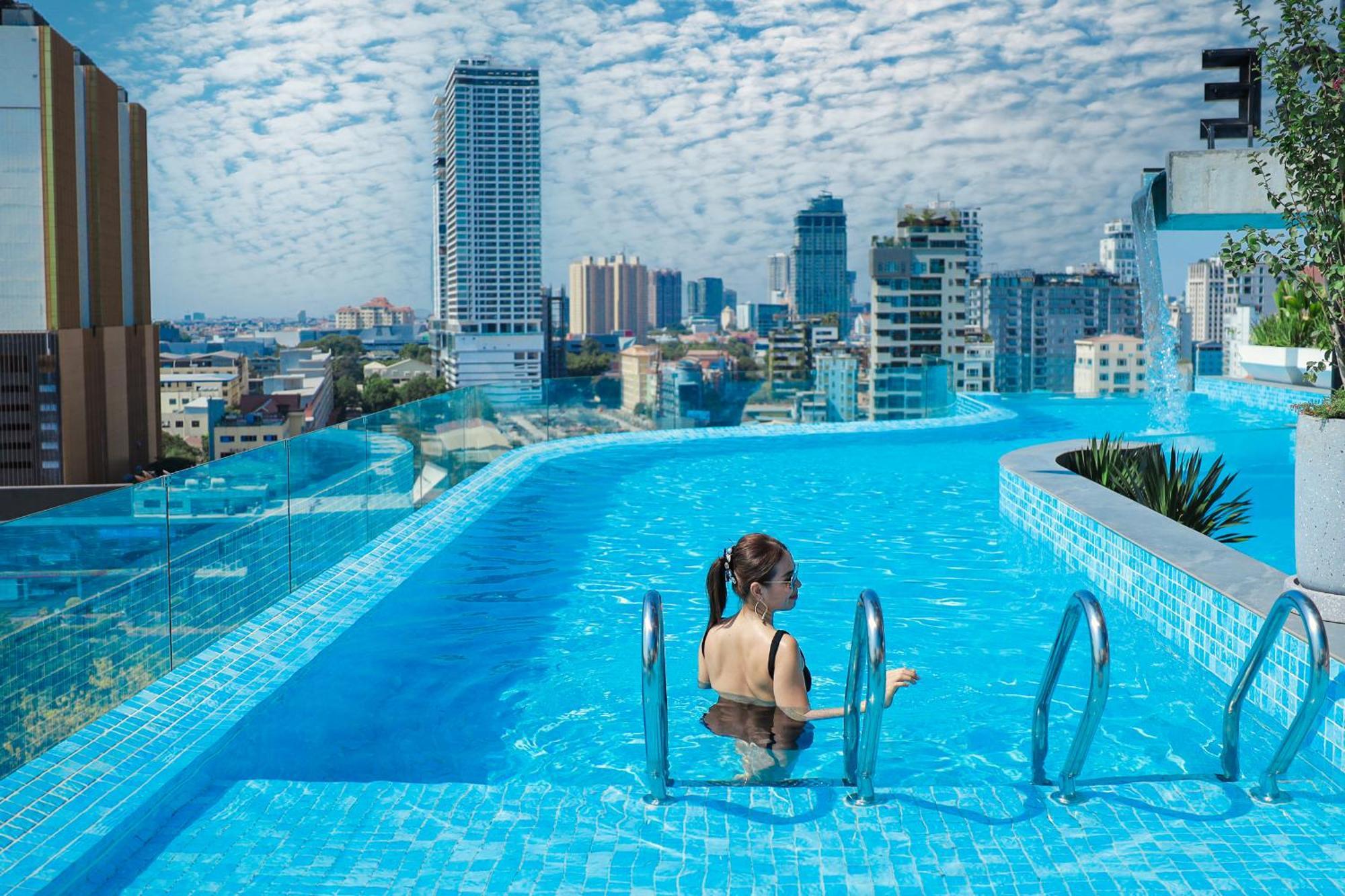Chaiya Palace Hotel Пном Пен Екстериор снимка