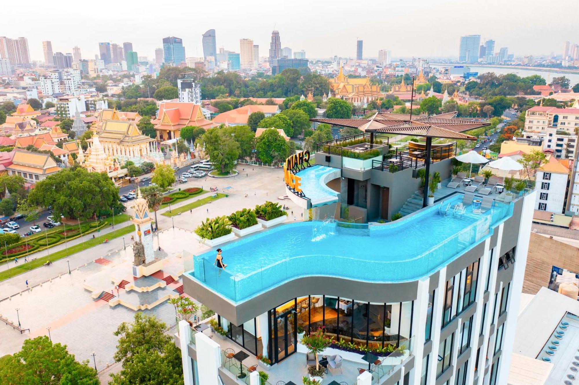 Chaiya Palace Hotel Пном Пен Екстериор снимка